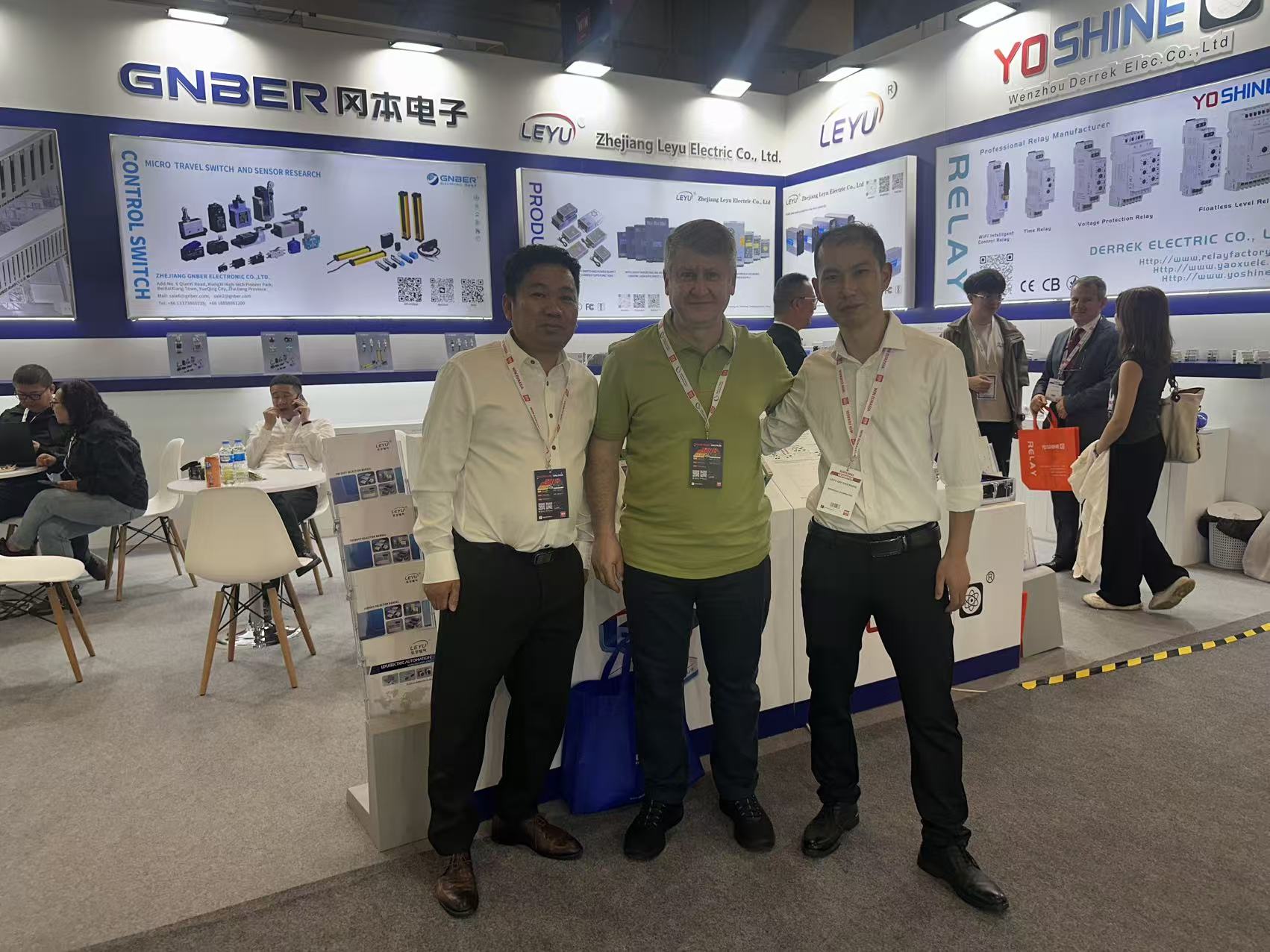 Le Yu Company Exhibition Photos